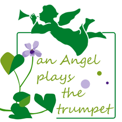 GWFV[Y an angel plays the trumpet@NXXeb` }ā@t[`[g